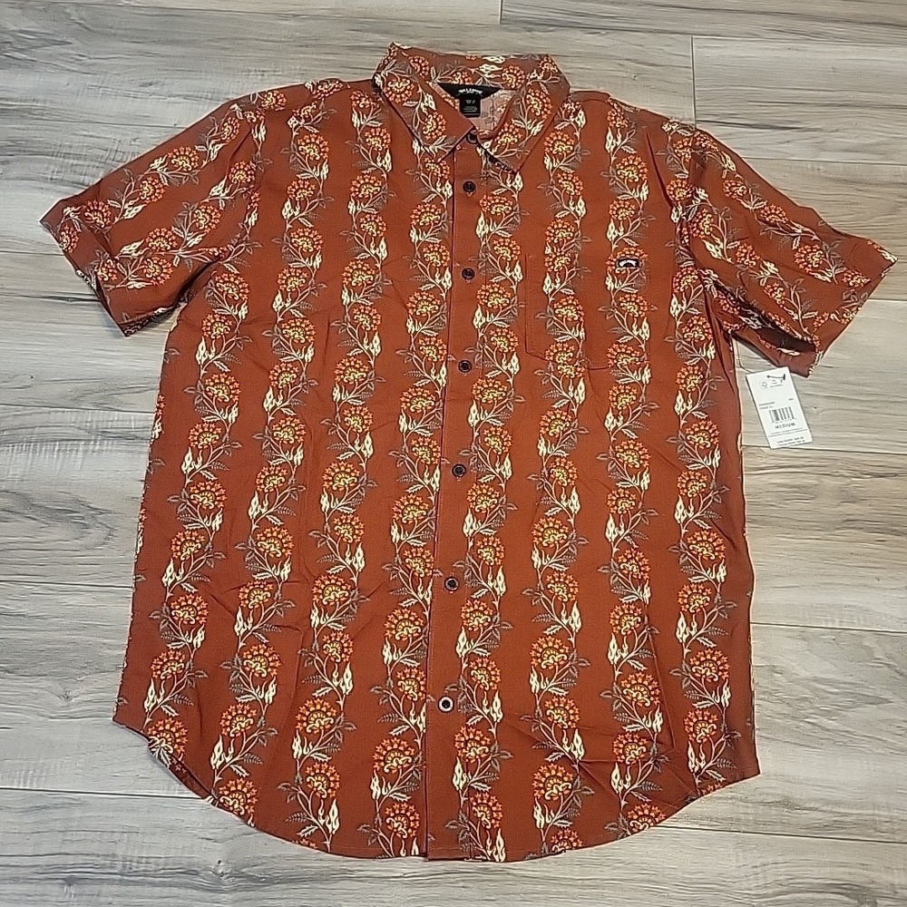 Billabong Shirt Mens Medium Floral Short Sleeve Button Up Casual MSRP $66 NEW